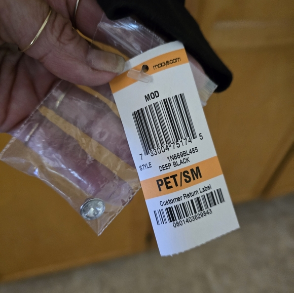 NEW INC ruffle front collared blouse with rhinestone buttons. - Picture 5 of 5